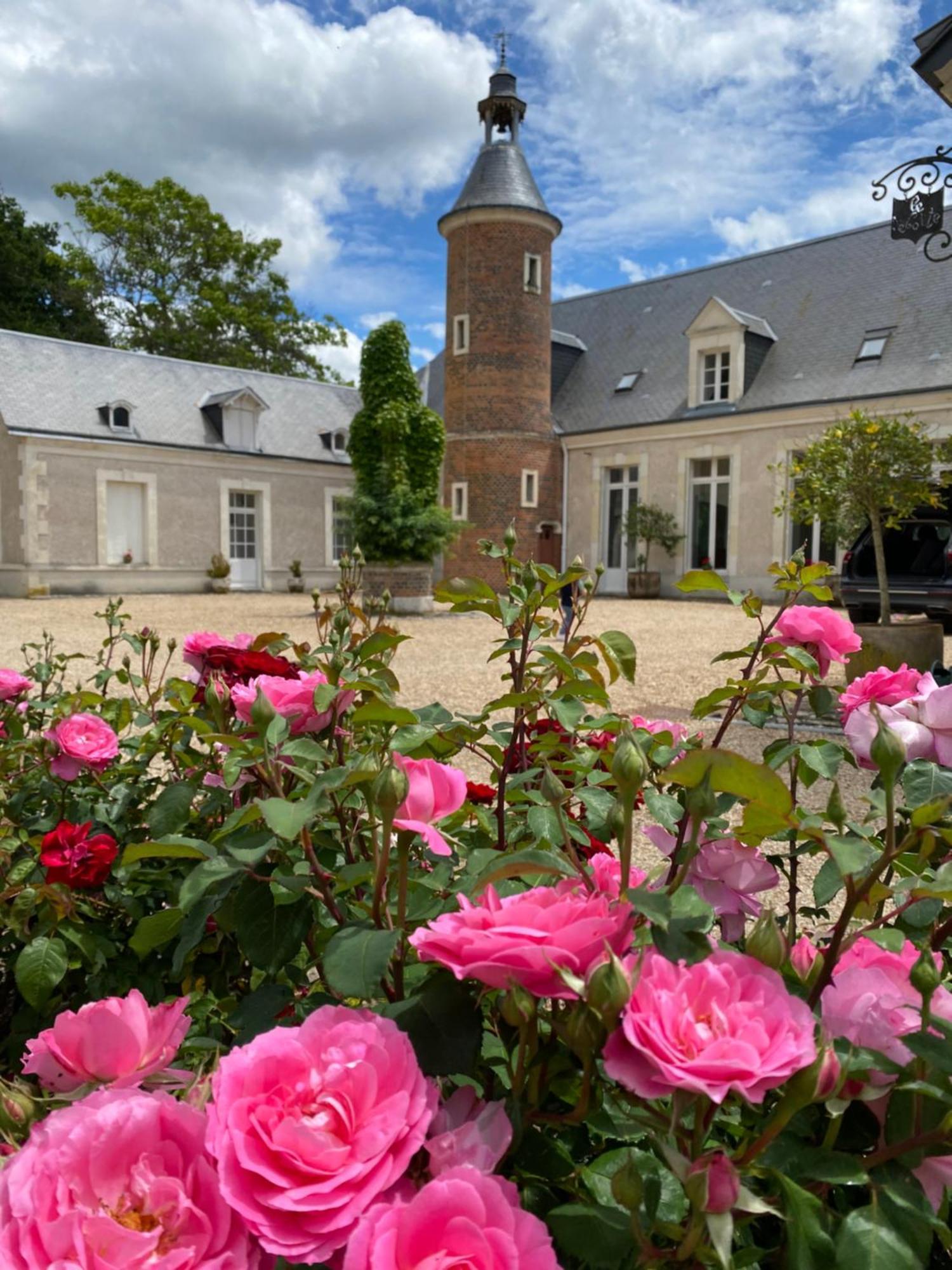 Domaine De Charme - Les Places Lassay-sur-Croisne Exteriér fotografie